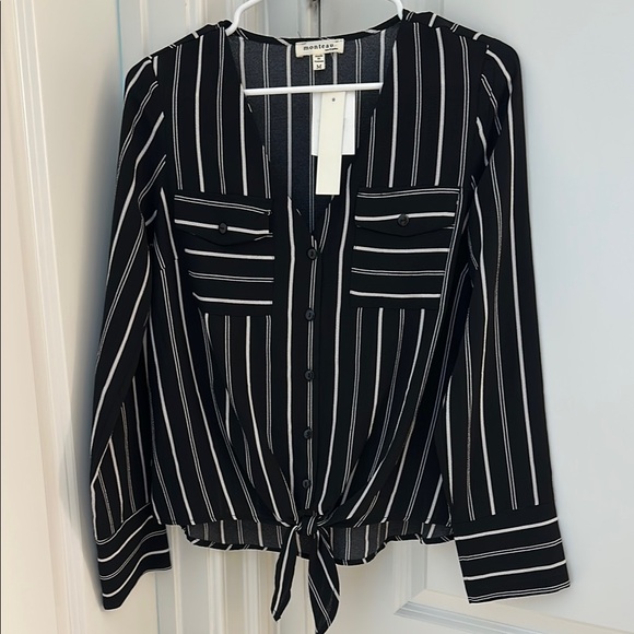 Monteau Tops - Monteau Black and White Blouse Tie Front Cuffed Sleeves NWT